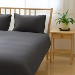 סדין במבוק בצבע אפור כהה